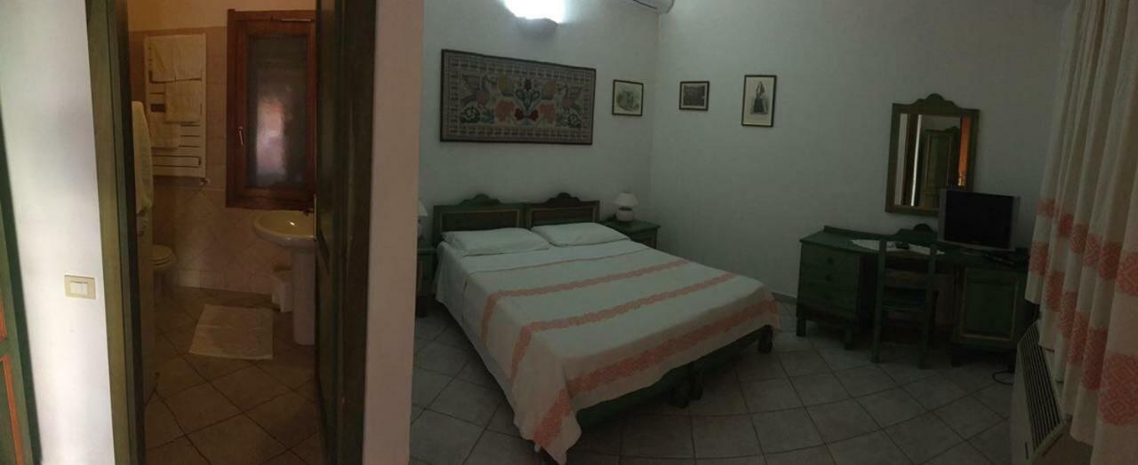 Sant Efisio Hotel Lotzorai Eksteriør billede